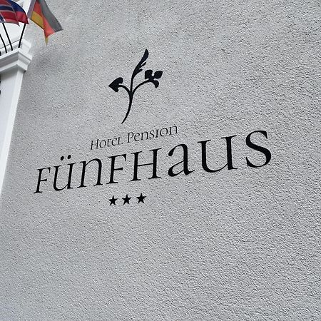 Hotel-Pension Fuenfhaus Vienna Esterno foto