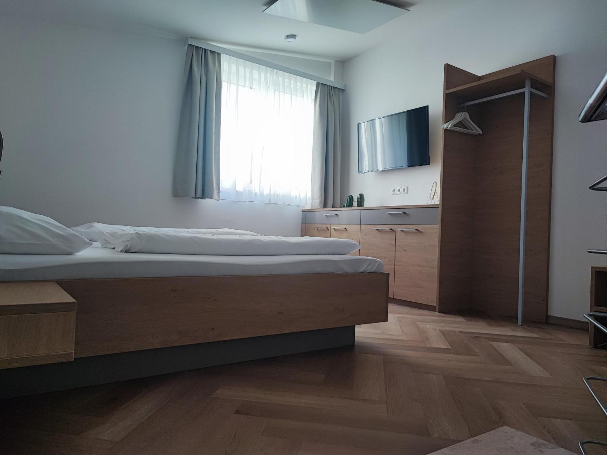 Hotel-Pension Fuenfhaus Vienna Esterno foto